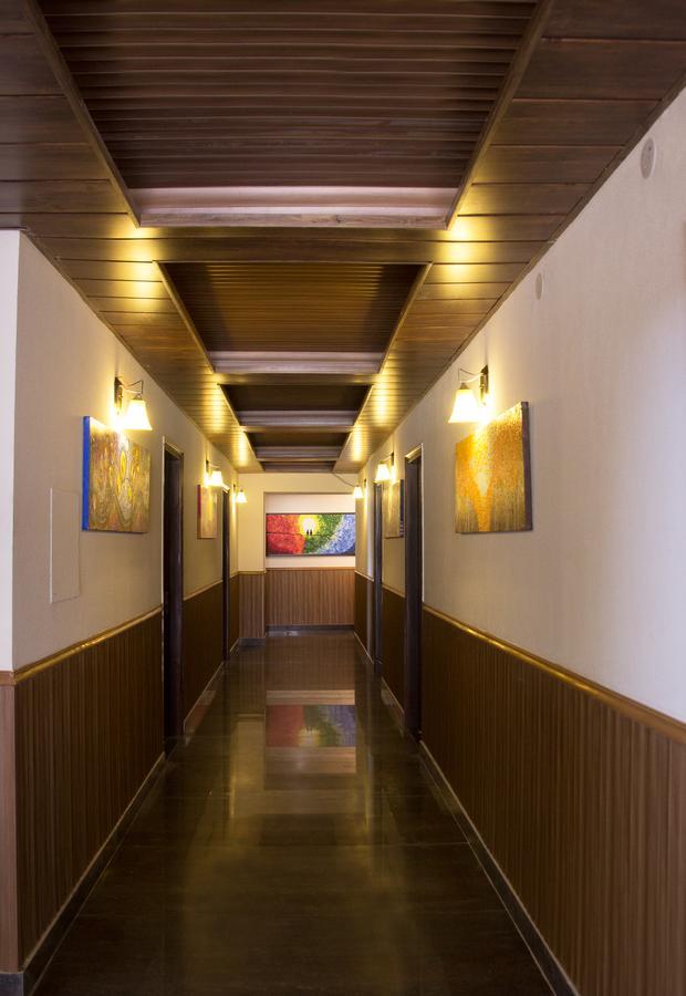 One Earth Royale Boutique Hotel Mussoorie Exteriör bild
