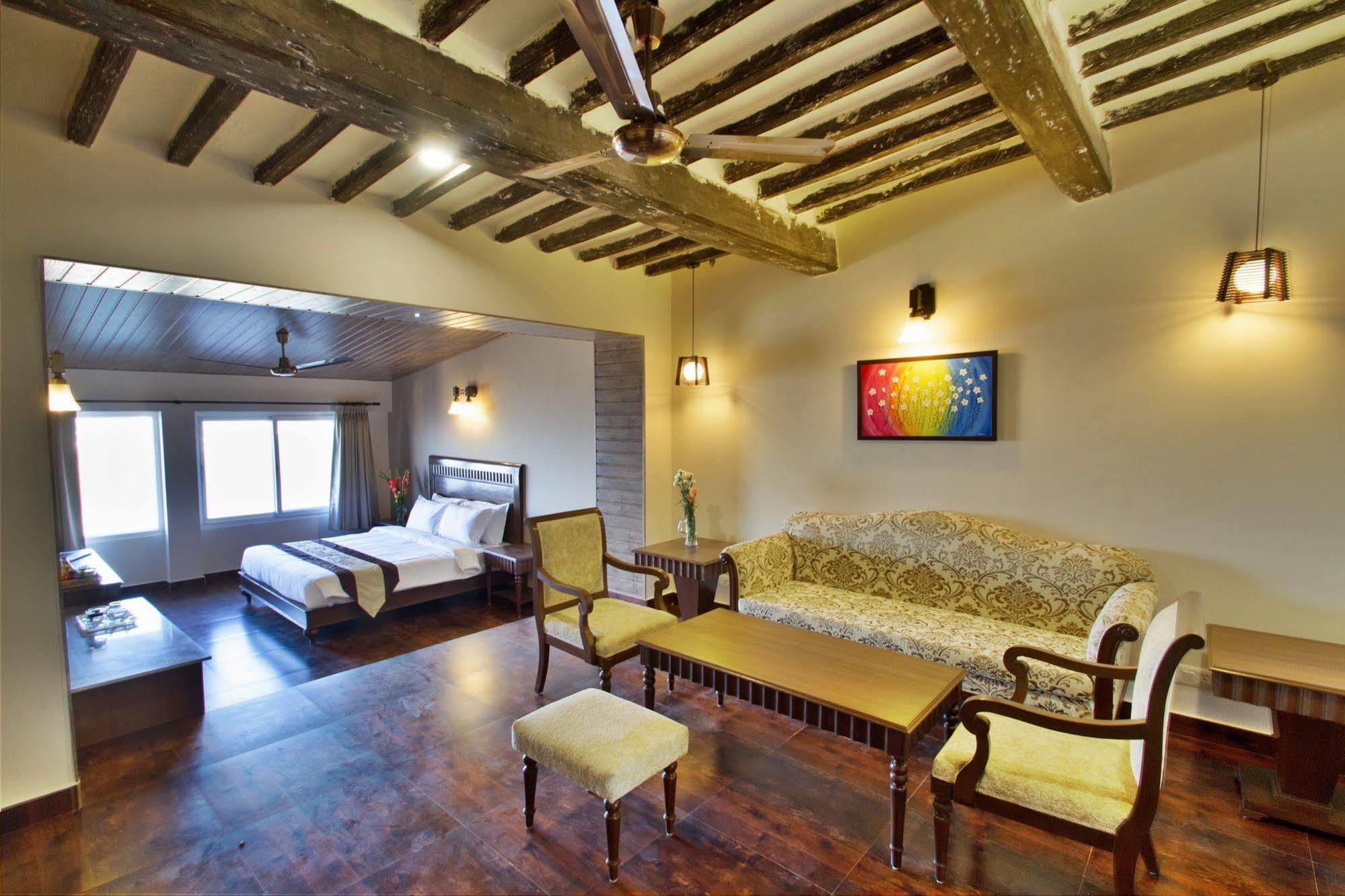 One Earth Royale Boutique Hotel Mussoorie Exteriör bild