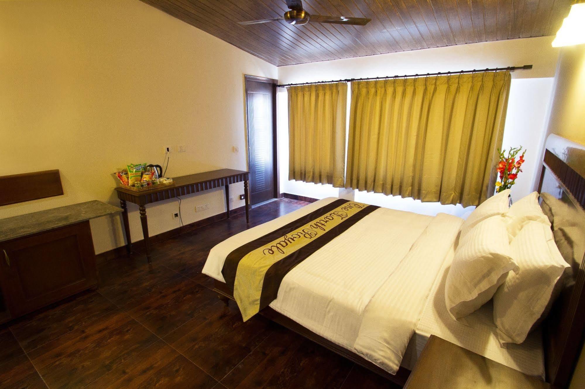 One Earth Royale Boutique Hotel Mussoorie Exteriör bild