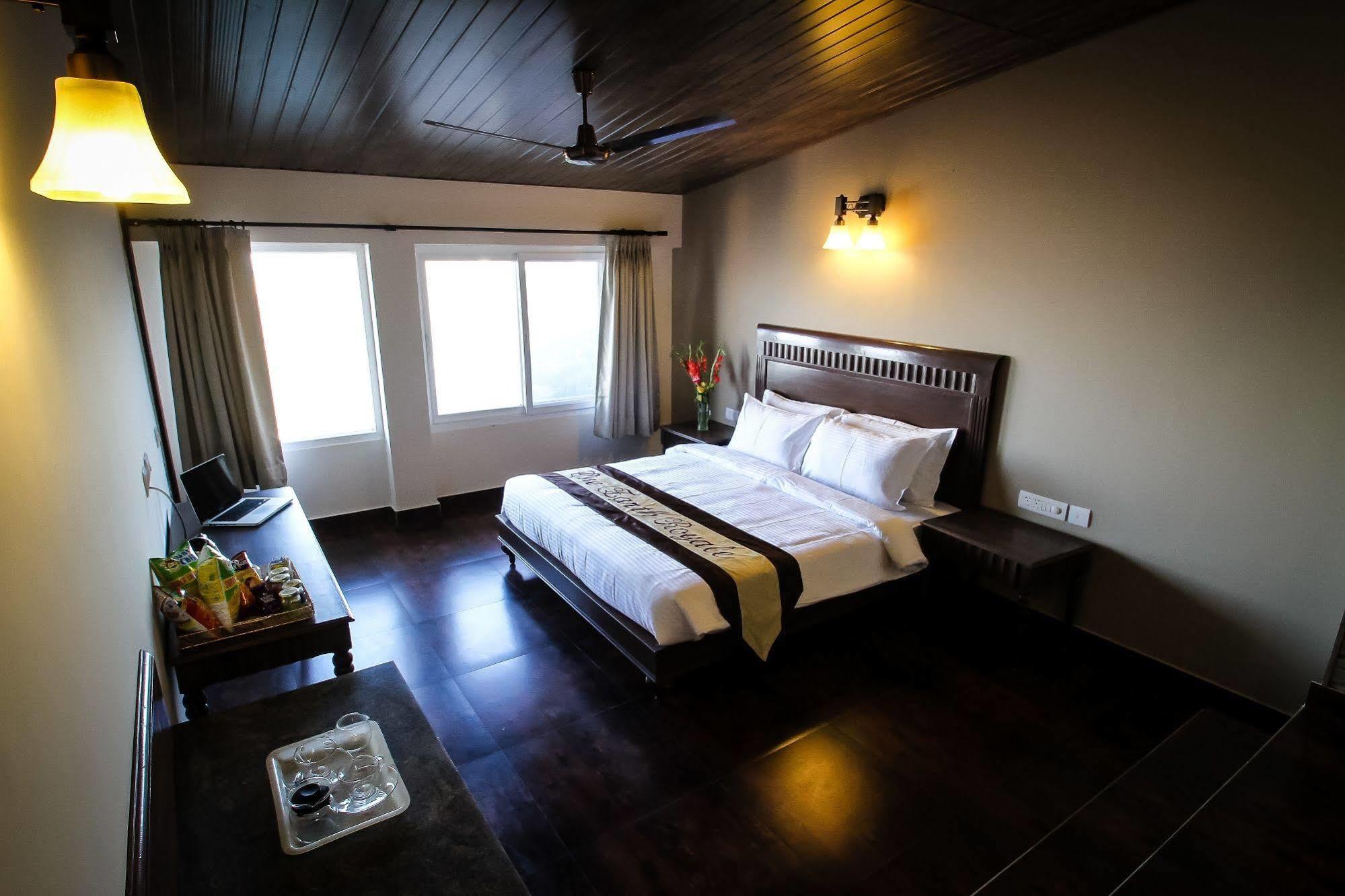 One Earth Royale Boutique Hotel Mussoorie Exteriör bild